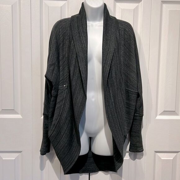 Aritzia Wilfred Black/Grey Open Face Sweatshirt Cardigan Size Small‎ - Picture 1 of 13